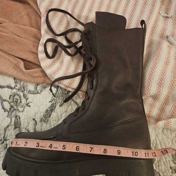 Jones Lug Sole Lace Up Boots Free People - Picture 6 of 7